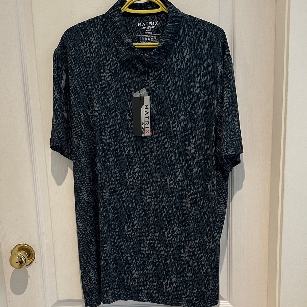 Nwt. Men Matrix button  front